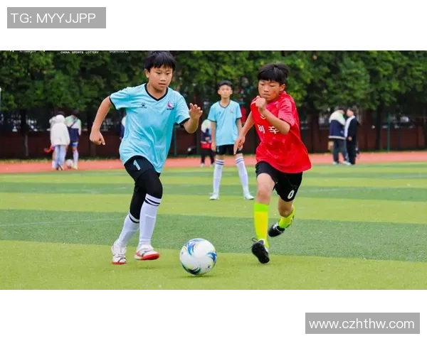 足球明星在绿茵场上的精彩瞬间与动人故事分享